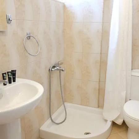 Friends House - Borsh