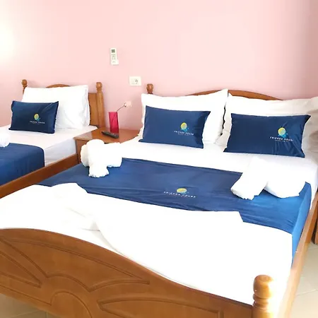 Friends House - Hotel