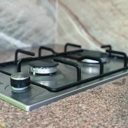 Friends House - Hotel 3*