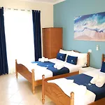 호텔 Friends House - 3*