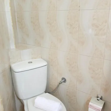 Friends House - Hotel Borsh
