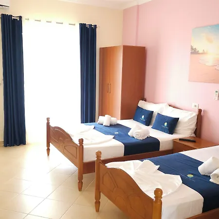 Friends House - Hotel Borsh
