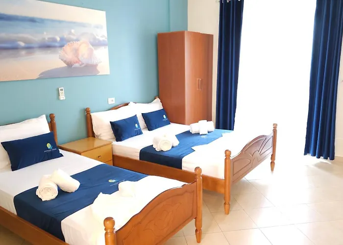 Friends House - Hotel 3*