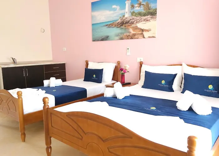 Hotel Friends House - 3*