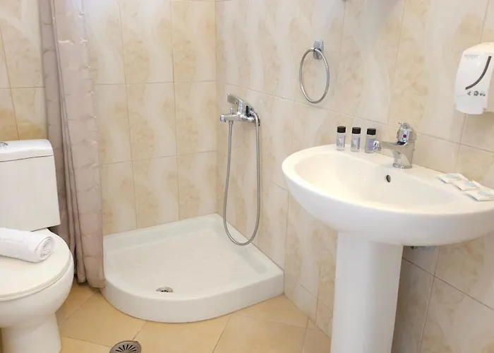 Friends House - Hotel Borsh