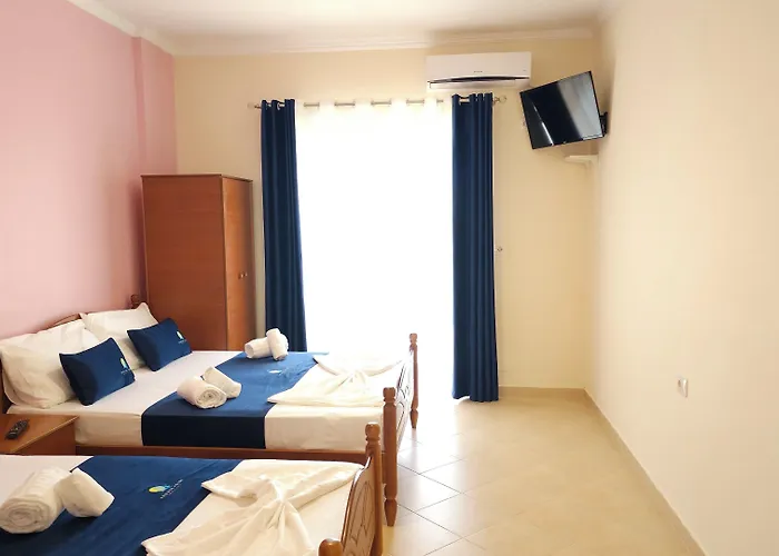 Friends House - Hotel