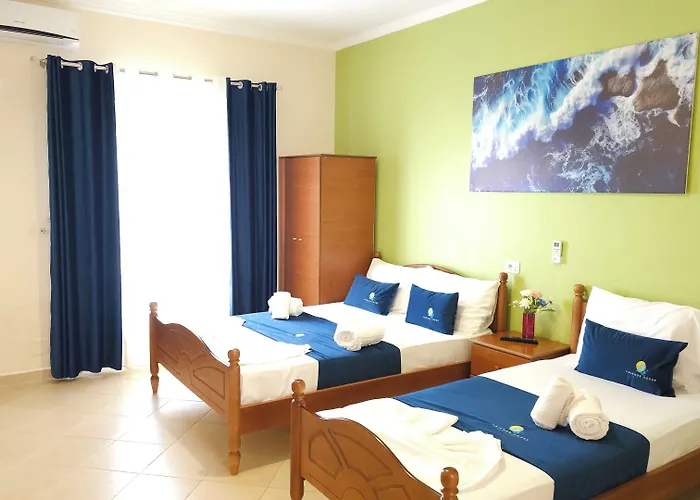 Hotel Friends House - 3*